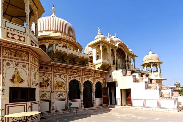 Golden Triangle Tour with Mandawa